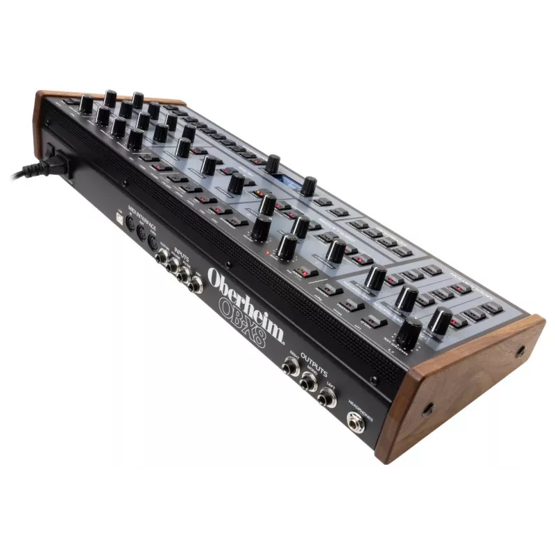 Oberheim OB-X8 Desktop-Synthesizer, polyphon, analog