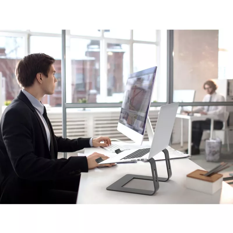 Laptopständer Port Designs 901103 — Aluminium und Schwarz, für Laptops bis 15,6 Zoll, Breite 260 mm, Tiefe 145 mm, Höhe 225 mm