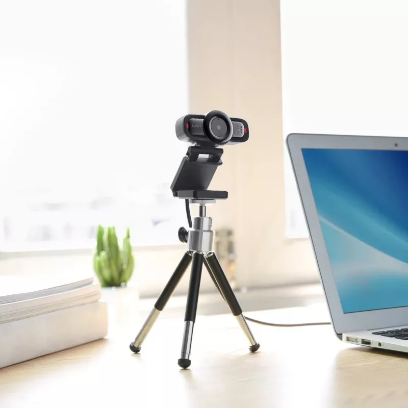 Webcam AUKEY PC-LM3 2 MP 1920 x 1080 Pixel USB 2.0 Schwarz