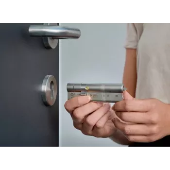 NUKI Smart Lock ULTRA Smartes Türschloss