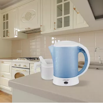 Elektrischer Wasserkocher Maestro MR010 0,6 l 600 W — Blau/Weiß, Wasserstandsanzeige, Anti-Kalk-Filter