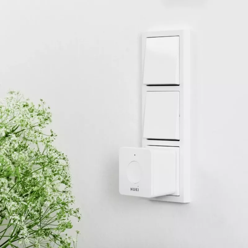 Drahtloser Smart-Home-Signalverstärker NUKI Bridge — Bluetooth/WLAN, 230V, Reichweite bis 10 m, 60×60×50 mm, Weiß