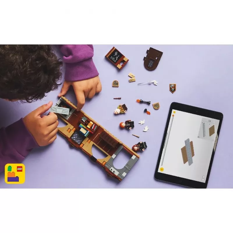 Bauset LEGO Harry Potter Hogwarts Castle Charms Class 76442 – 204 Teile, 3 Minifiguren, für Kinder ab 8 Jahren