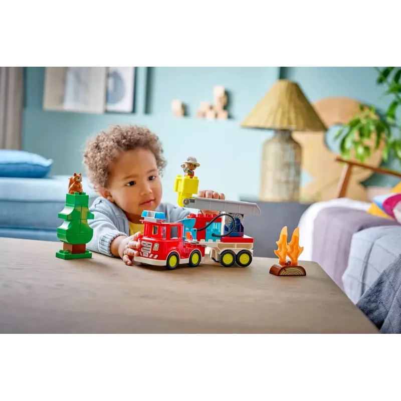 LEGO DUPLO 10473 Feuerwehrauto mit Schlauch und Feuerwehrmann