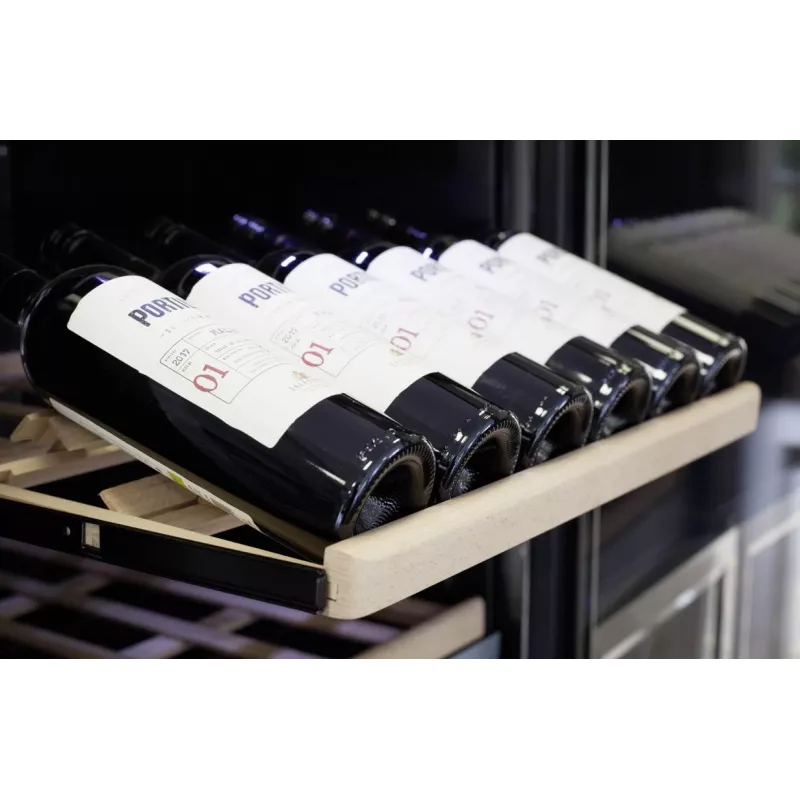 Caso | Weinkühler | WineChef Pro 40 | Energieeffizienzklasse G | Vitrine | Freistehend | Flaschenkapazität 40 Flaschen | Kühltyp Kompressortechnologie | Schwarz