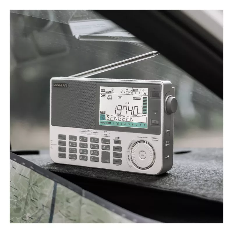 Tragbares Radio Sangean ATS-909 X2 — weiß — AM FM SW digitaler Tuner
