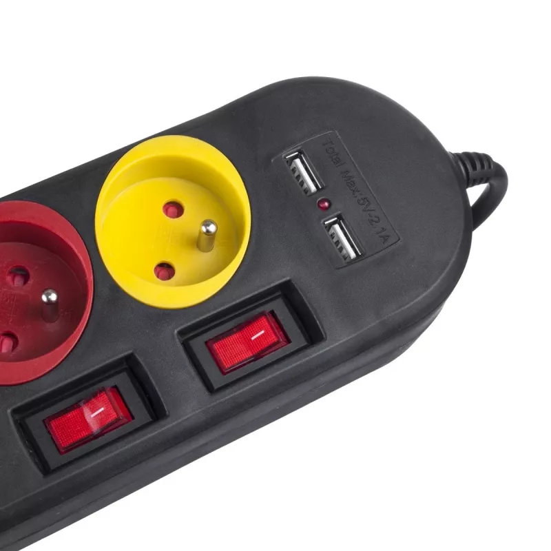 Mehrfachsteckdose MACLEAN MCE229B — 4 AC-Steckdosen, 2× USB-A, 1,5 m Kabel, 10 A, Typ F, Innenbereich, schwarz