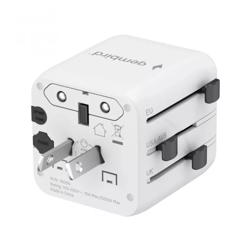 Universeller Reiseadapter GEMBIRD TPA-INT-01-W — Eingang 100–250 V, Typ-G-Stecker, kompakte Abmessungen 84×56×85 mm