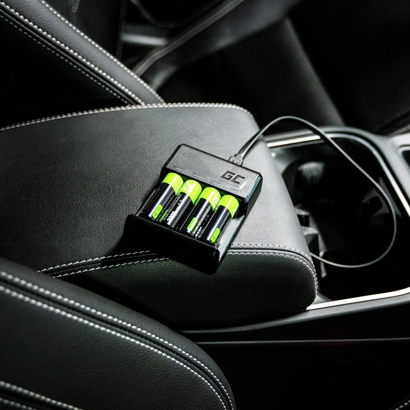 Ladegerät Grün Cell GC VitalCharger mit 4× AA 2000mAh NiMH-Akkus