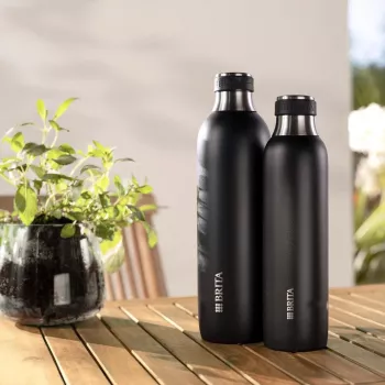 Karbonisierflasche BRITA 118440 – Edelstahl, 1 L, spülmaschinenfest, ergonomisch (93×93×305 mm)