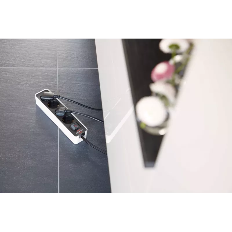 Brennenstuhl Ecolor Steckdosenleiste 4-fach [Polierte Oberfläche, 1,5 m Kabel, Weiß/Schwarz]