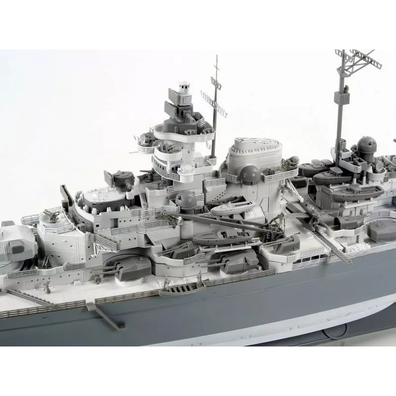 Plastikmodellschiff REVELL Tirpitz Maßstab 1:350