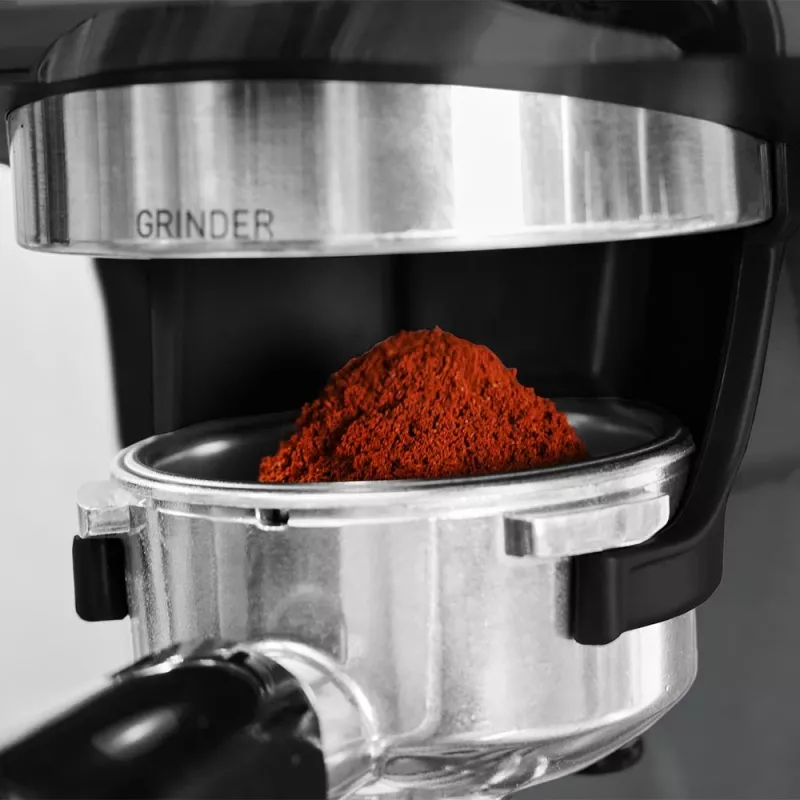 Espressomaschine GASTROBACK Design Advanced Urban Duo — vollautomatisch, 2,8 l Wassertank, integriertes Mahlwerk, 250 g Bohnenbehälter, 3000 W, schwarz