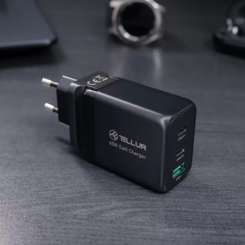 Wandladegerät Tellur TLL151451 65W, 3-Port (2x USB-C, 1x USB-A)