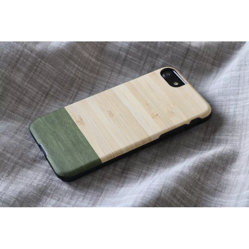 Handyhülle man and wood für iPhone 7/8 – Bambuswald Schwarz