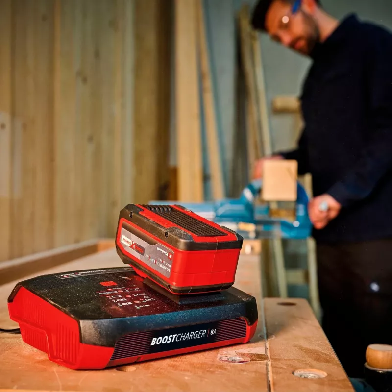 Batterieladegerät Einhell PXC Boostcharger 8A Power X-Change 4512155
