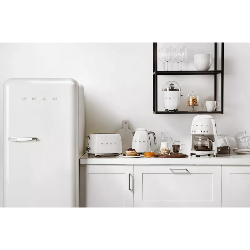 Drip coffee maker Smeg 1.4L DCF02WHEU White