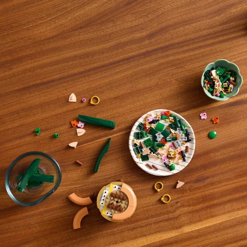 LEGO ICONS 10343 Die Botanical Collection - Mini-Orchidee