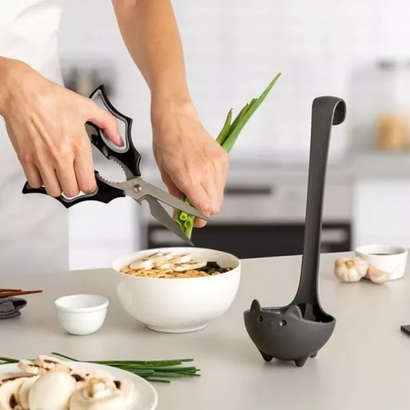 Soup-Ladle Ototo Design Katie Schwarz Länge 165,1 mm Breite 96,5 mm Höhe 271,7 mm