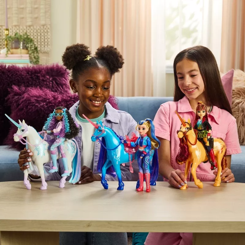 Modepuppe Spinmaster Unicorn Academy Ava Modell 6072649 – Modepuppe mit thematischem Outfit und Zubehör