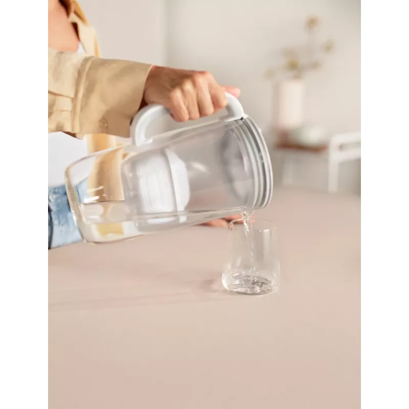 Wasserfilter-Karaffe BRITA Glass+1 Maxtra Pro grau, 2,4 L Gesamt / 1,5 L gefiltert, Maxtra Pro PP Filter