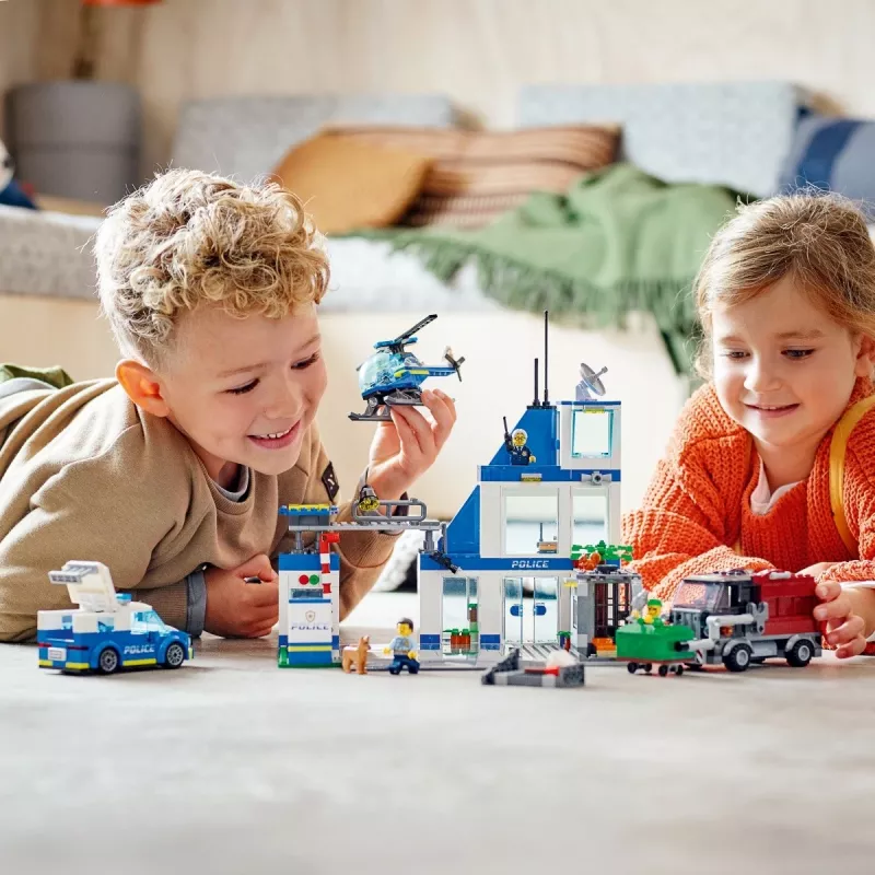 LEGO City 60316 Polizeistation