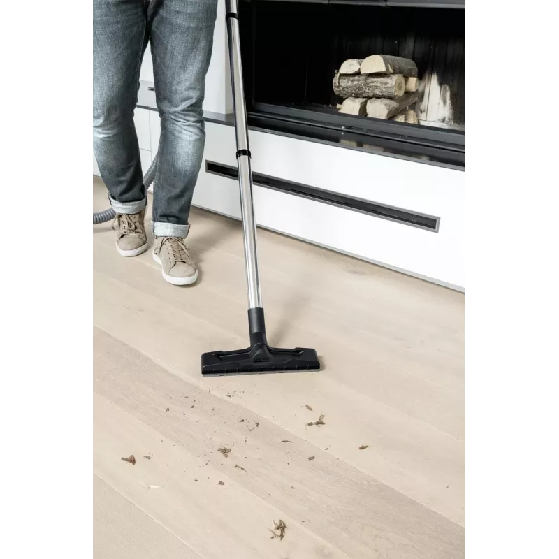 Trockensauger Karcher AD 4 Premium — 17 l, 600 W, beutellos, Metallschlauch, Chromrohr