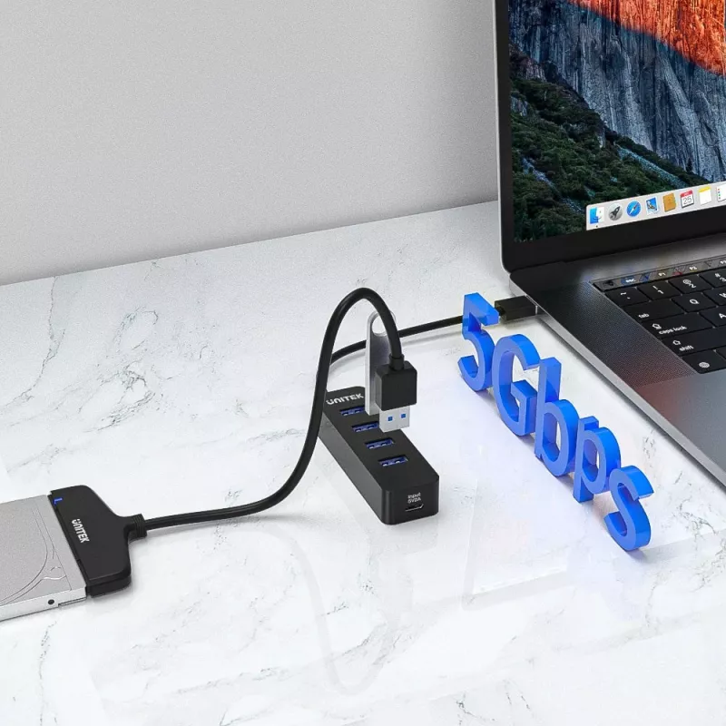 UNITEK uHUB Q4 USB 3.2 Gen 1 (3.1 Gen 1) Type-A 5000 Mbit/s Schwarz