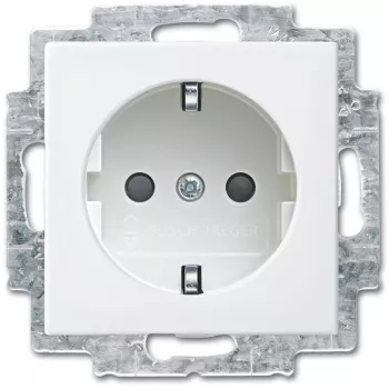 Steckdose Busch-Jaeger Typ F 2P+E 16 A 250 V Weiß