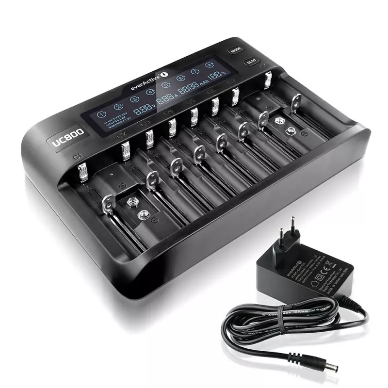 Batterieladegerät everActive UC-800 AC 12V 3A — für LiFePO4/LiPo/NiMH, unterstützt AA/AAA/9V, bis zu 10 Akkus, 12 V Eingang, eingebautes Display, schwarz