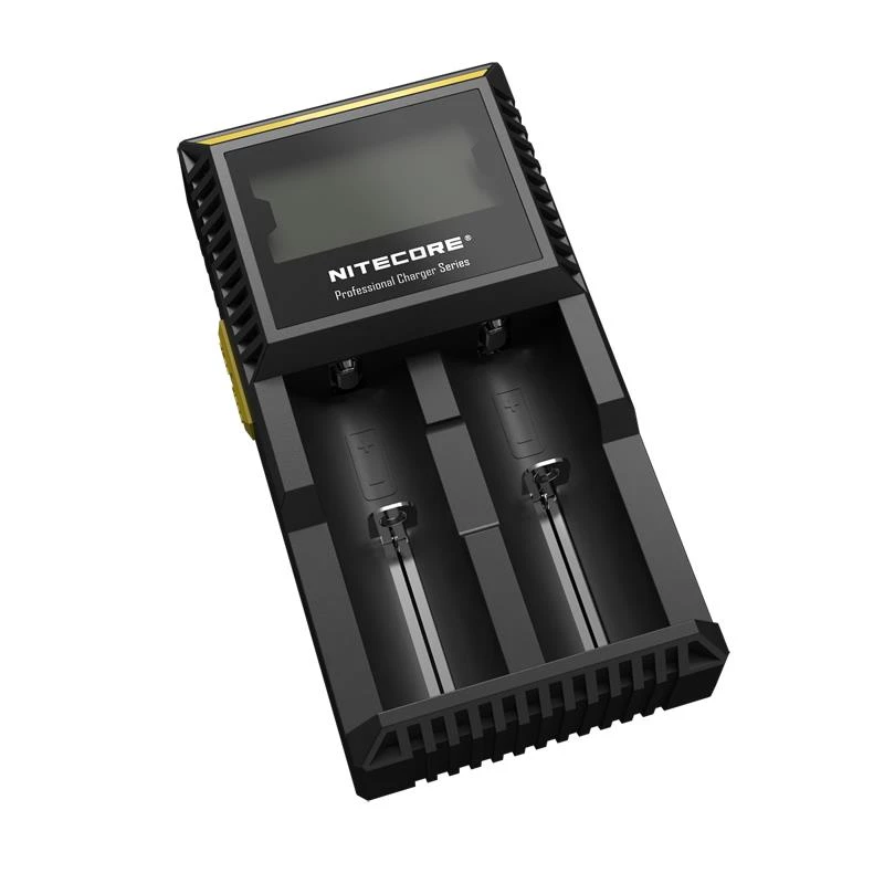 Batterieladegerät Nitecore D2 — 2‑Schacht-Ladegerät für AA/AAA/AAAA/C-Akkus, 100–240V Eingangsspannung, 4,2V Ausgangsspannung, schwarz