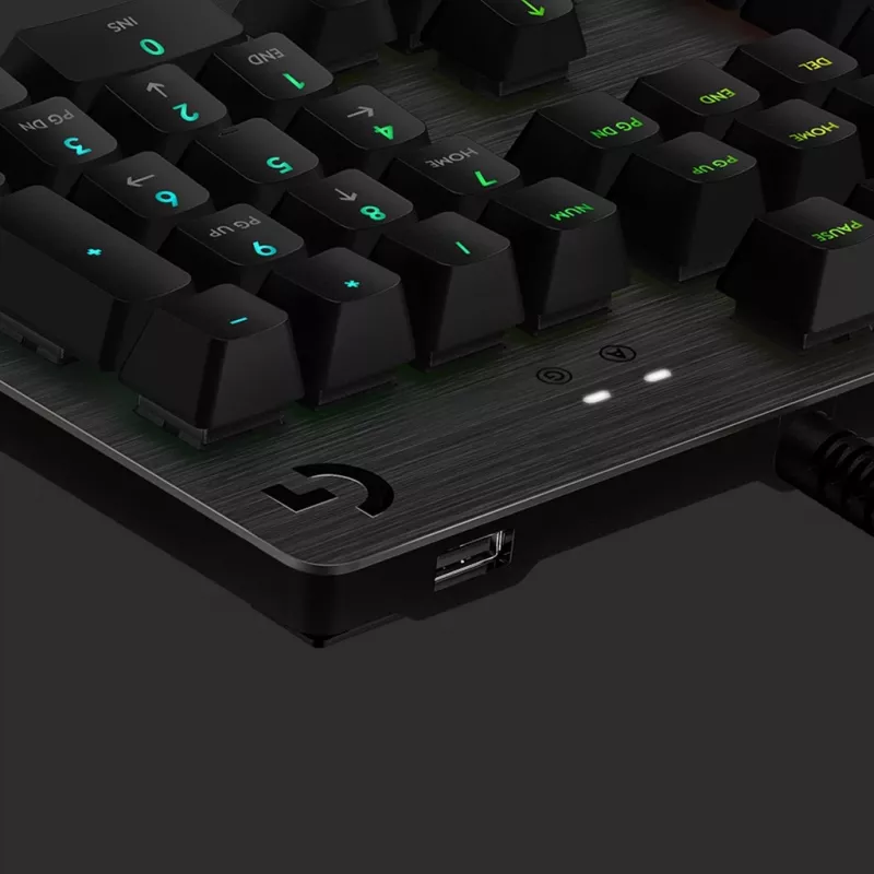 Logitech G512 Gamingtastatur, Schwarz, Kabelgebunden, Schweizer Layout, 920-009347