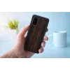 Smartphone-Hülle Man and Wood Galaxy S20 Ebony Schwarz — Schutzcover für Samsung Galaxy S20