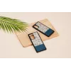 Handyhülle man and wood für Samsung Galaxy Note 20 Ultra — blaue Blume auf Schwarz