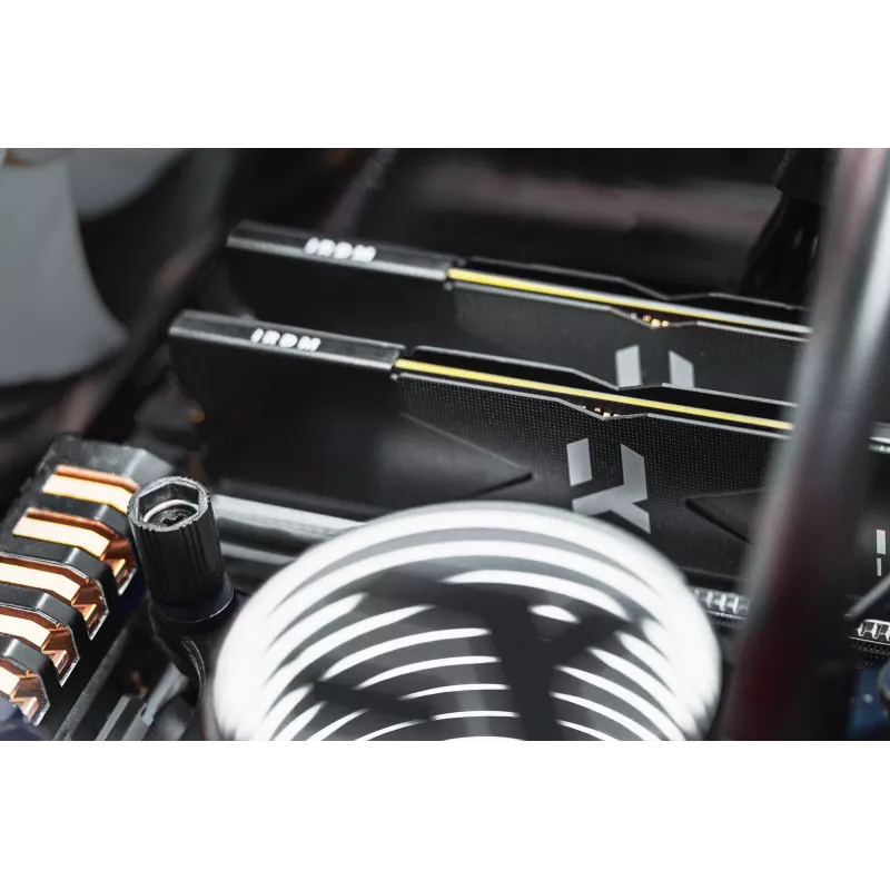Memory DDR5 IRDM 32GB(2*16GB)/8000 CL36 schwarz