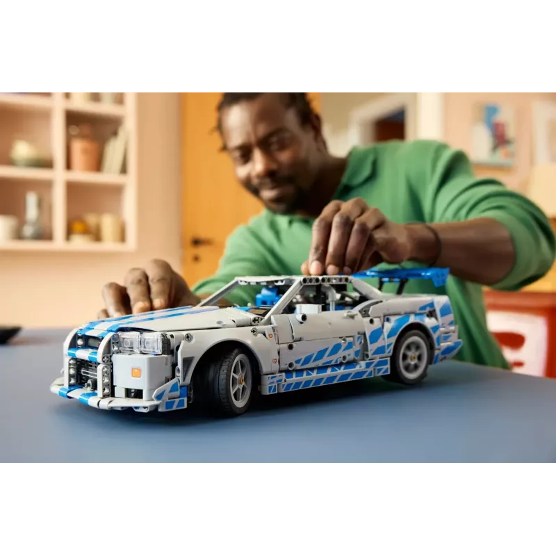 LEGO TECHNIC 42210 2 Fast 2 Furious Nissan Skyline GT-R (R34)