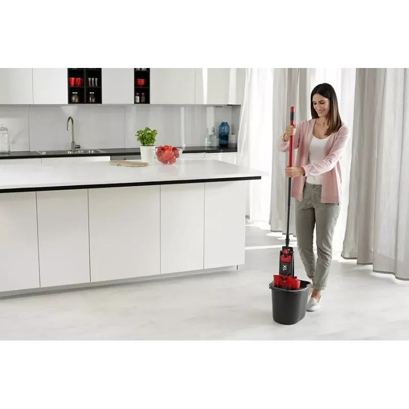 VILEDA Wischmopp Ultramax XL Box — waschbarer Mikrofaser-360°-Drehkopf, faltbar, für Hartböden