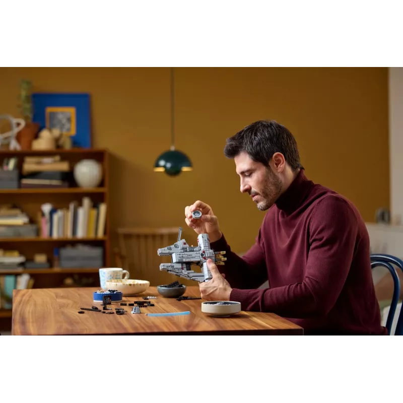 LEGO Star Wars Millennium Falcon 75375 Modellbausatz — 1351 Teile, 18+, 190×240×130 mm