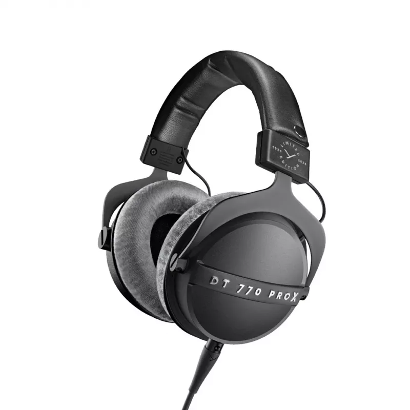Beyerdynamic DT 770 PRO X Over-Ear Closed-Back Studio Kopfhörer