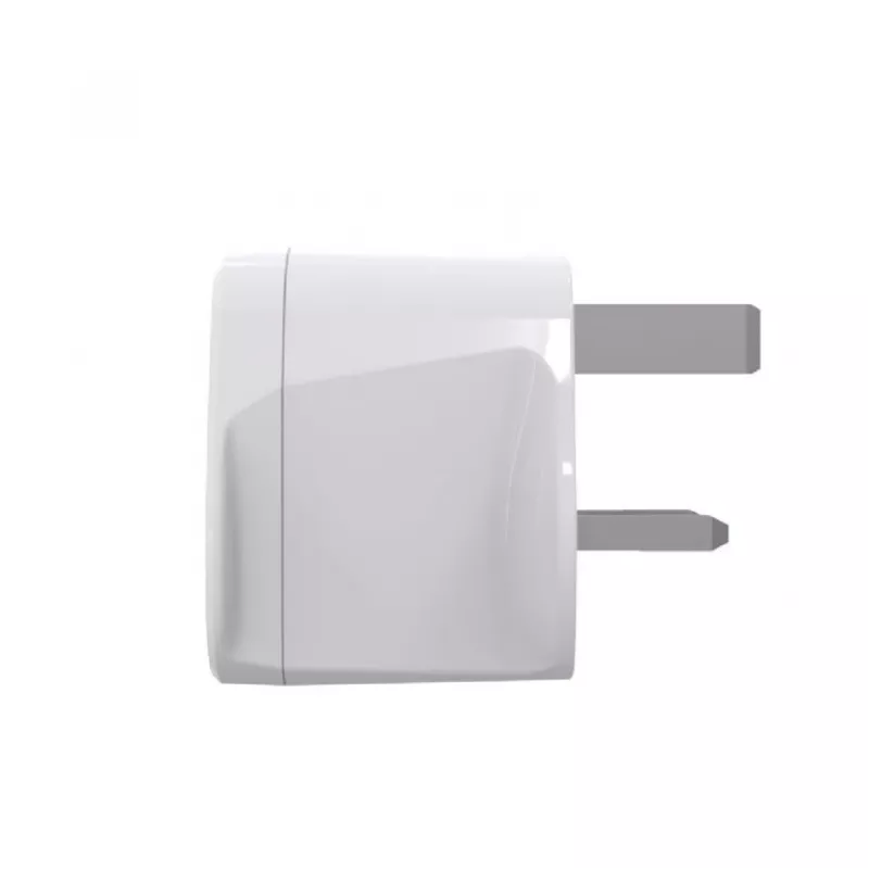 Netzadapter GEMBIRD A-AC-UKMINTF – UK-Typ-G-Stecker auf IEC-C13-Eingang, 15 A