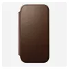 Folio-Handyhülle Nomad NM014209858 für Apple iPhone 17, 16 cm (6,3 Zoll), braun, 4 Kartenfächer