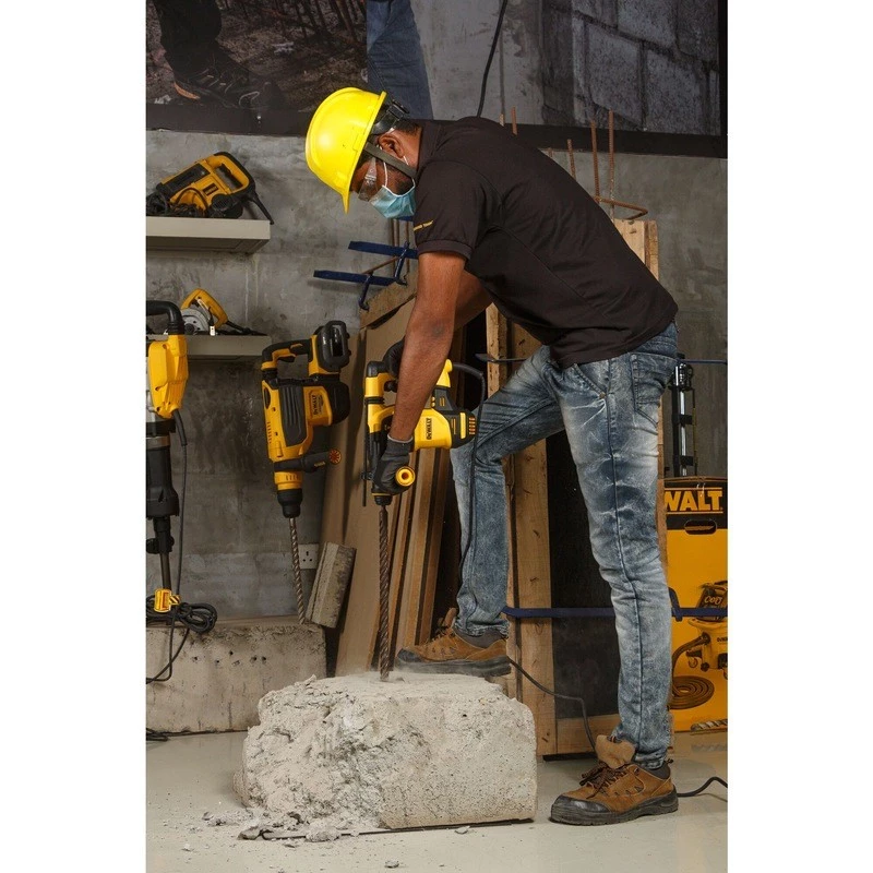 DeWALT D25333K-QS Bohrhammer SDS Plus 950 W