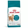 Trockenfutter für Katzen Royal Canin FHN Ageing 11+ 4 kg — Alleinfuttermittel für ältere Katzen, Geflügel, 30% Protein