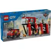 Konstruktionsspielzeug LEGO City Feuerwache mit Drehleiterfahrzeug 60414 — 843 Teile, 5 Minifiguren, 220×320×140 mm