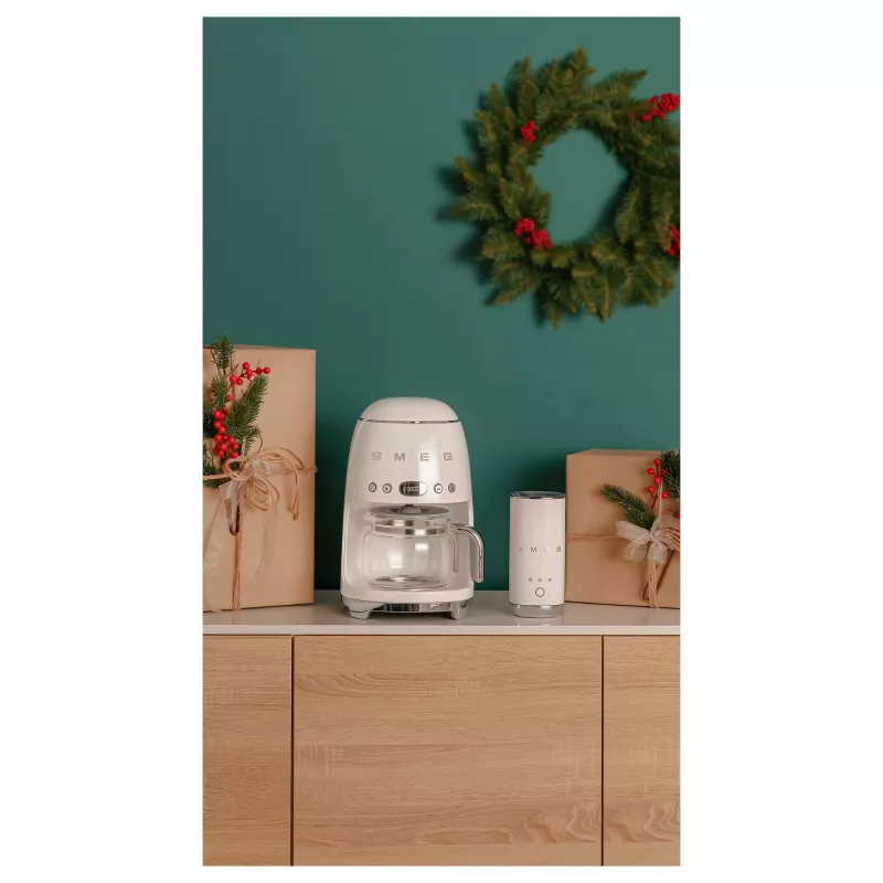 Smeg 50's Style DCF02CREU Kaffeemaschine 1,25 Liter creme