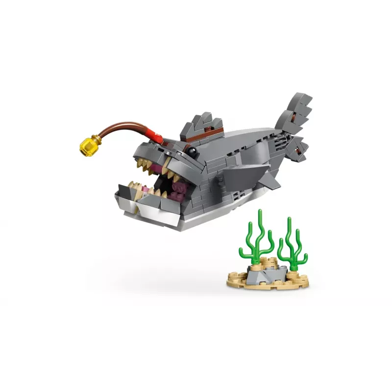 LEGO CREATOR 3 IN 1 31381 Furchterregender Hai mit einer Schatztruhe