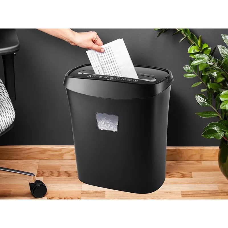 Leistungsstarker Akten-, Papier- und Kartenvernichter