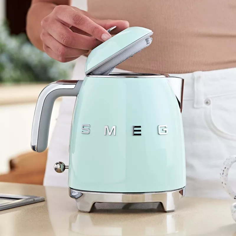 Smeg 50's Style Wasserkocher KLF05PGEU Pastellgrün