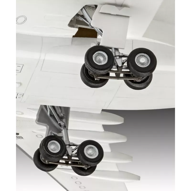 Plastikmodell Flugzeug REVELL Airbus A330-300 Lufthansa Maßstab 1:144