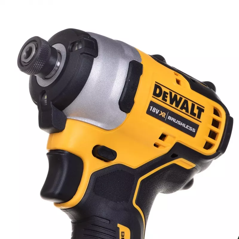 Akkubetriebenes Kombi-Set DeWalt DCK2062M2T — 18 V, Bohrschrauber DCD709 + 1/4-Zoll-Schlagschrauber DCF809, 2 × 4,0-Ah-Akkus, TSTAK-II-Koffer